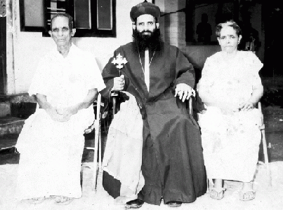 Baselios Marthoma Paulose II with parents